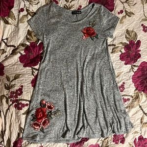 Grey dress size M. Very soft and flowy! Brand is French Atmosphere